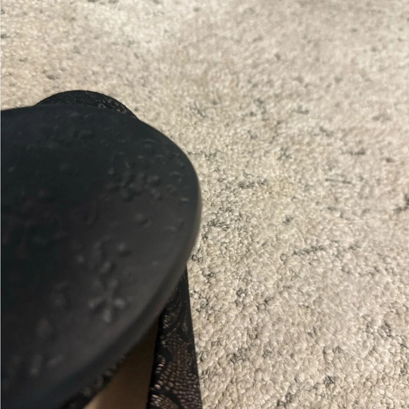 SAS NWOT 7.5 Wide “Scenic Slip) Women's Elegant Black metallic Lace pattern Flat - Picture 10 of 15